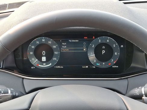 Used 2025 Land Rover Range Rover Evoque S image 22