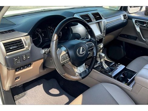 Used 2021 Lexus GX 460 Premium image 16