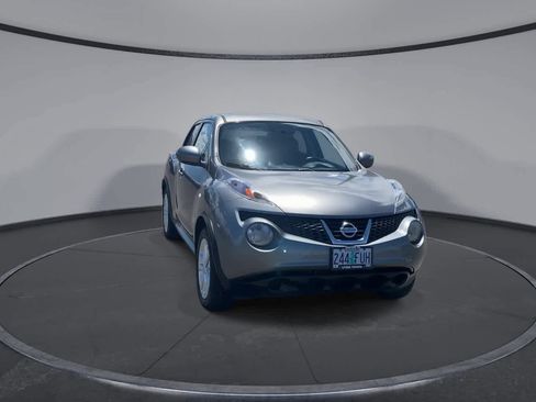 Used 2011 Nissan Juke SV AWD/4WD image 4