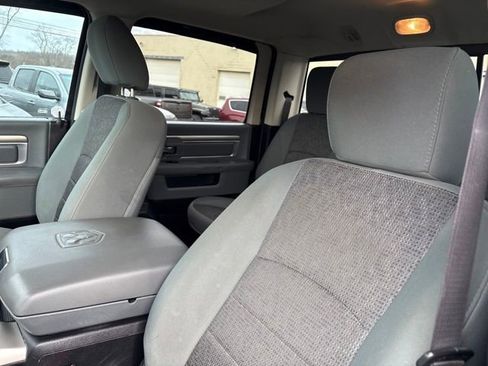 Used 2016 RAM 1500 Classic SLT w/ SLT Plus D←cor Group image 18