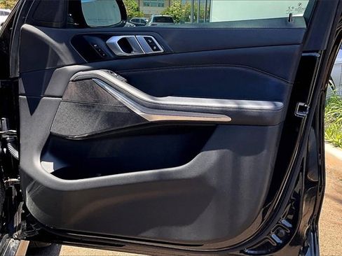 Certified 2021 BMW X5 xDrive40i w/ M Sport Package image 22