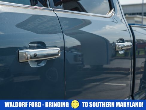 Used 2023 Ford F450 Limited w/ FX4 Off-Road Package image 19