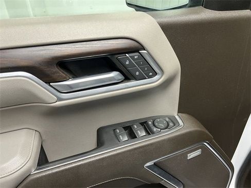Certified 2022 GMC Sierra 1500 SLT w/ SLT Convenience Package image 23