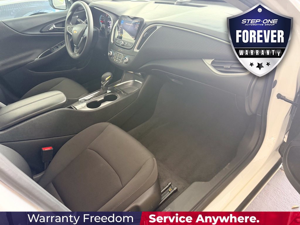 Used 2025 Chevrolet Malibu LT FWD image 36