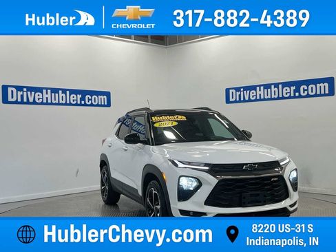 Used 2021 Chevrolet TrailBlazer RS w/ Sun and Liftgate Package AWD/4WD image 1