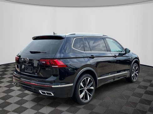 Used 2024 Volkswagen Tiguan SEL R-Line AWD/4WD image 7