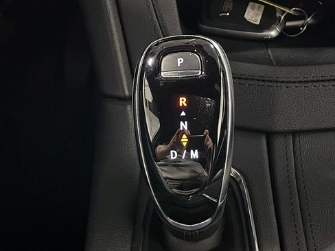 Used 2024 Cadillac XT5 Premium Luxury w/ LPO, Floor Liner Package AWD/4WD image 33