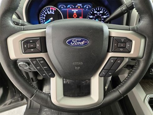 Used 2019 Ford F250 Lariat image 25