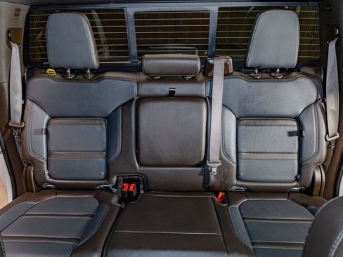 Used 2022 GMC Sierra 2500 Denali w/ Denali Ultimate Package image 26