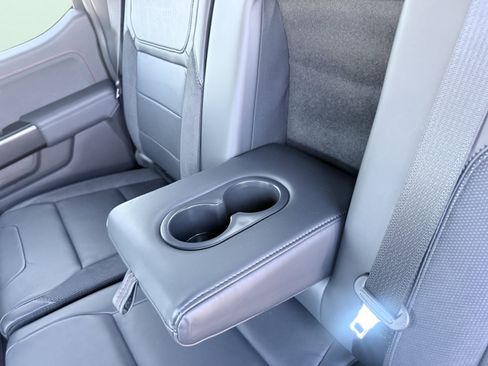 Used 2025 Ford F150 Raptor image 44