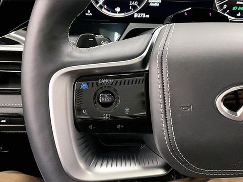 Used 2025 INFINITI QX80 Sensory w/ Exterior Package image 25