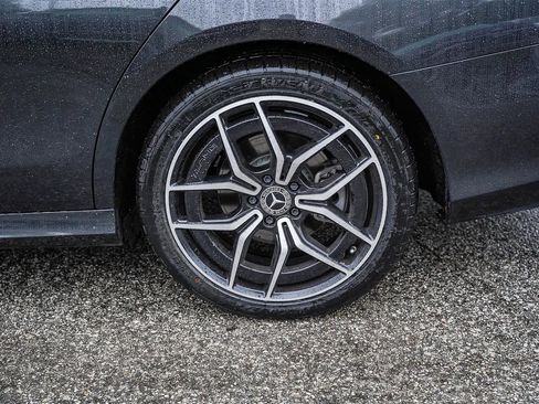 Used 2021 Mercedes-Benz E 350 Sedan image 7