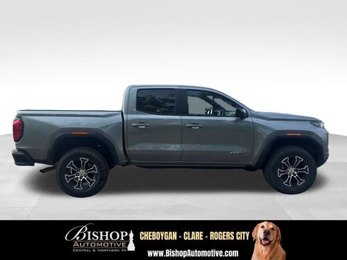 Used 2024 GMC Canyon AT4 w/ AT4 Premium Package AWD/4WD image 16