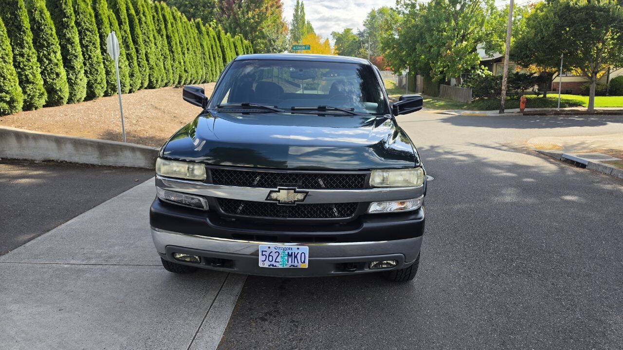 Used 2001 Chevrolet Silverado 2500 LS AWD/4WD image 2