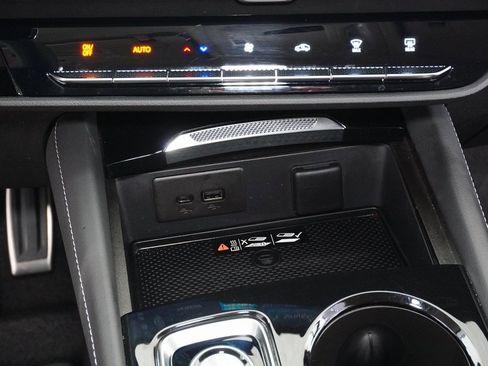 Used 2025 Buick Envision Sport Touring image 15