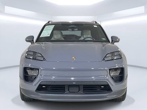 Certified 2026 Porsche Macan 4 Electric AWD/4WD image 10