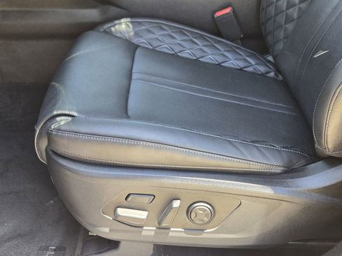 Certified 2022 Kia Sorento SX Prestige AWD/4WD image 26