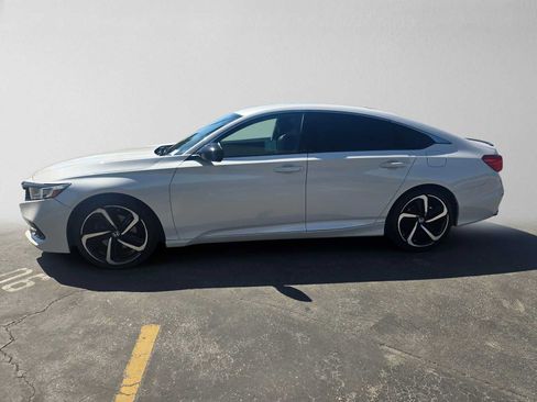 Used 2021 Honda Accord Sport image 6