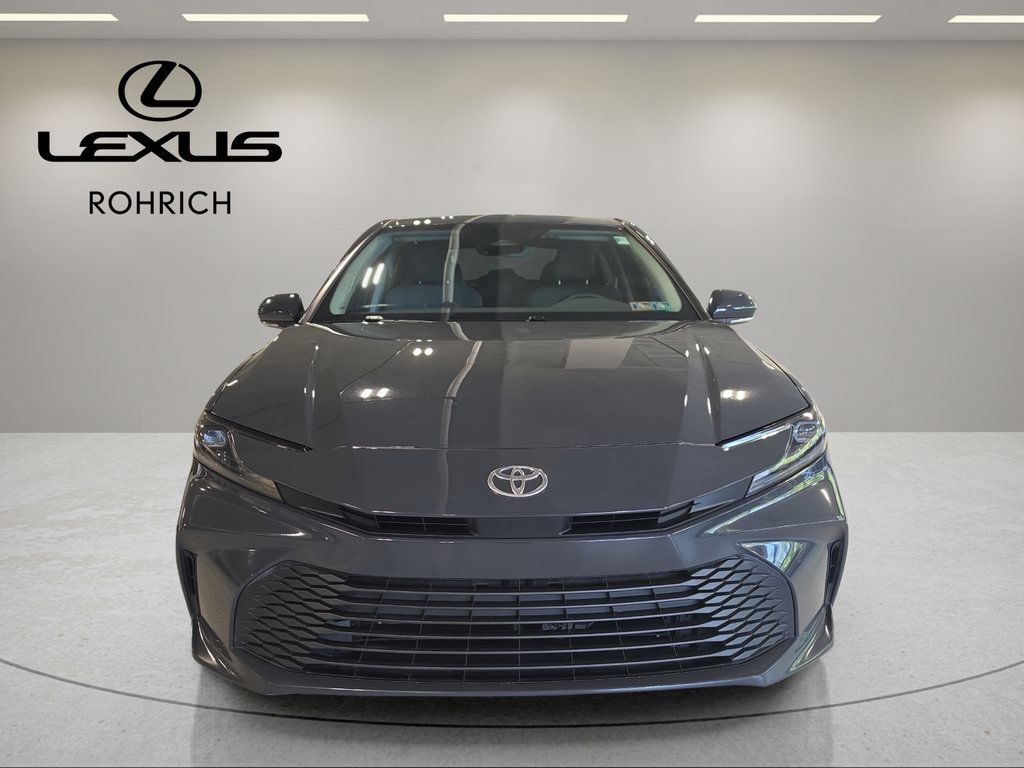 Used 2025 Toyota Camry LE w/ Convenience Package FWD image 2