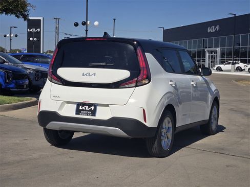 New 2025 Kia Soul S image 4