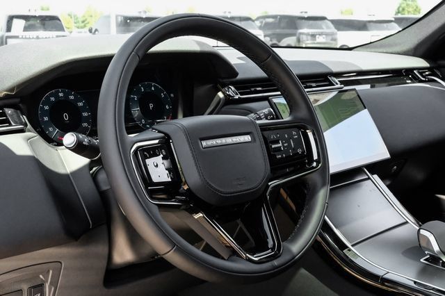 New 2026 Land Rover Range Rover Velar S AWD/4WD image 22