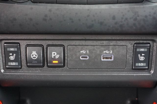 Used 2026 Nissan Frontier PRO-4X AWD/4WD image 28