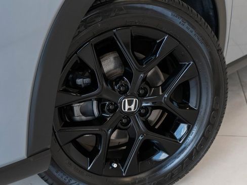 Used 2023 Honda HR-V Sport image 2