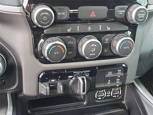 Used 2022 RAM 1500 Big Horn image 16