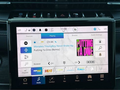 Used 2022 Jeep Grand Cherokee Limited 4xe image 26