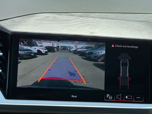 Used 2023 Audi Q4 e-tron Premium Plus w/ Premium Plus image 16