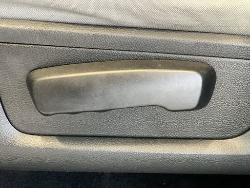 Used 2013 RAM 2500 Tradesman w/ Chrome Appearance Group image 15