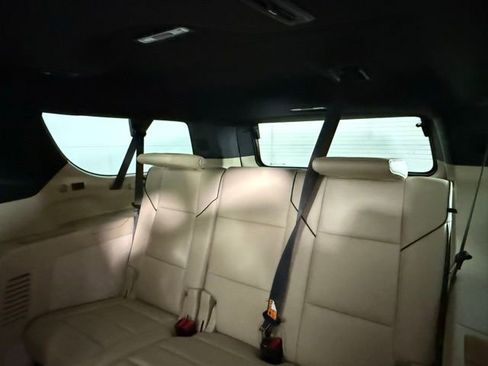 Certified 2021 Cadillac Escalade ESV Premium Luxury w/ LPO, Radiant Package image 30