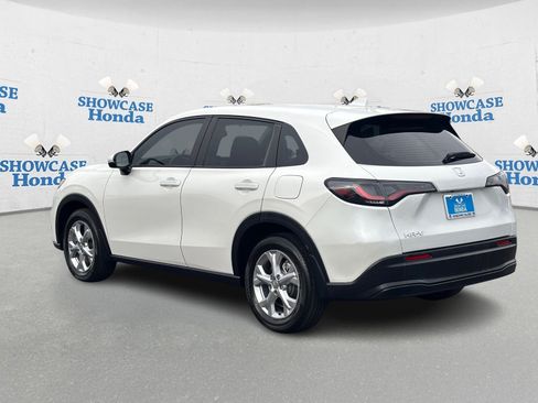 Certified 2024 Honda HR-V LX image 5