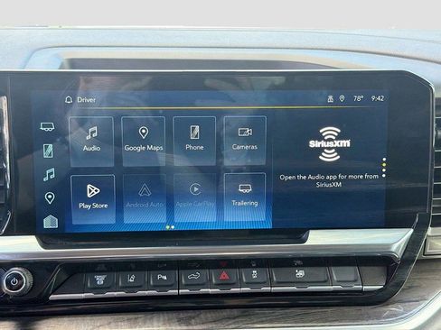 Used 2025 Chevrolet Silverado 2500 LTZ w/ LTZ Convenience Package AWD/4WD image 32