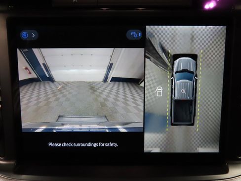 Used 2025 Ford F150 Lariat w/ Tow/Haul Package image 23