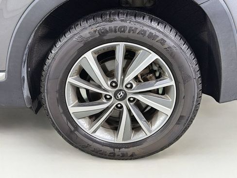Used 2019 Hyundai Santa Fe Limited FWD image 34