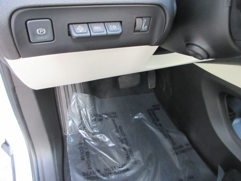 Used 2023 Buick Enclave Avenir w/ Trailering Package, 5000 lbs. AWD/4WD image 36