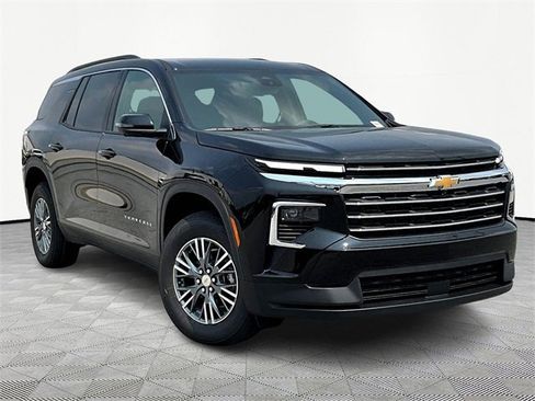 New 2026 Chevrolet Traverse LT w/ Driver Confidence Package image 1
