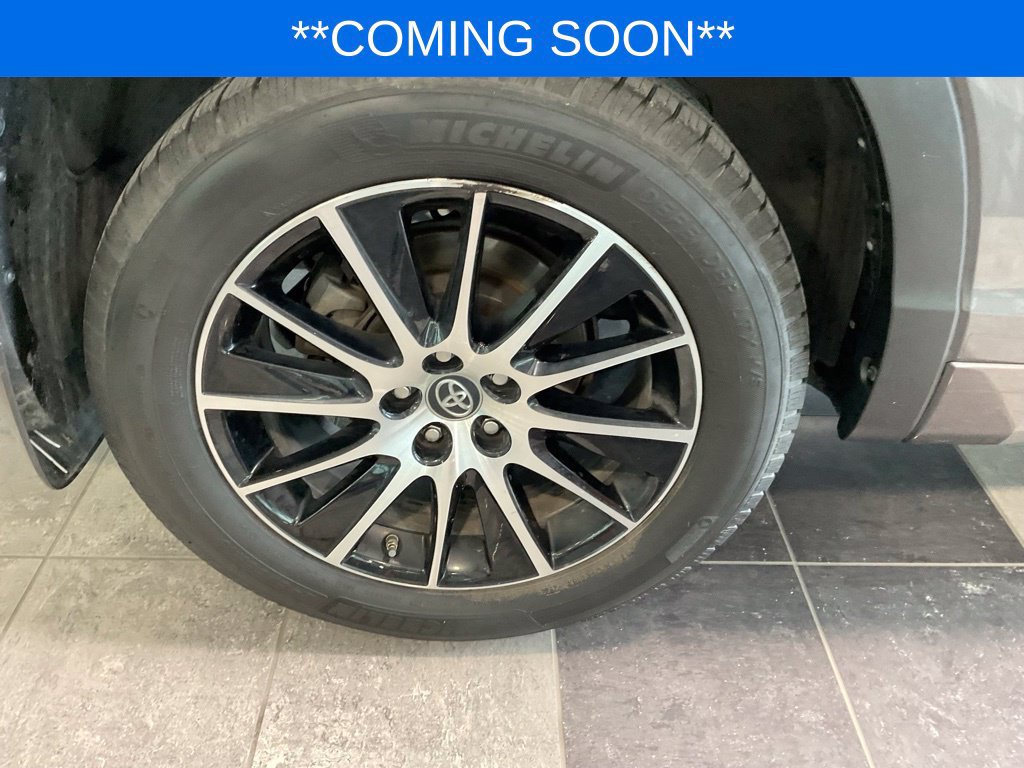 Used 2018 Toyota Highlander SE AWD/4WD image 6