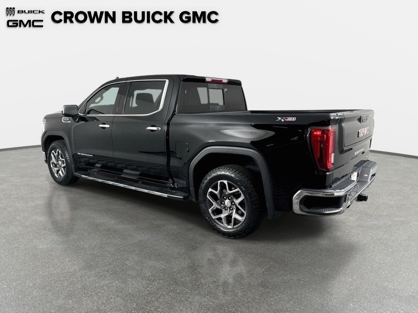 Certified 2023 GMC Sierra 1500 SLT w/ SLT Premium Package AWD/4WD image 7