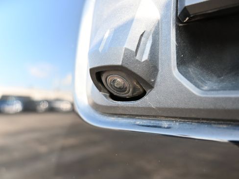 Used 2023 Toyota Tacoma TRD Off-Road image 4