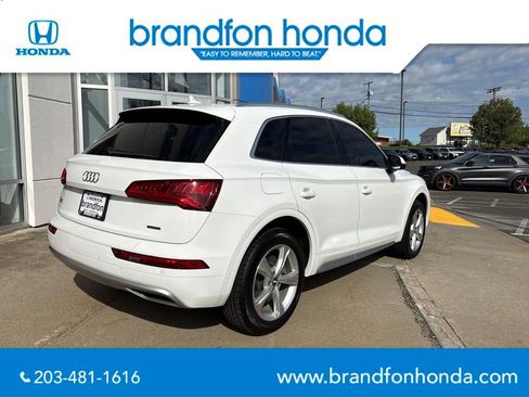 Used 2020 Audi Q5 2.0T Premium w/ Convenience Package AWD/4WD image 6
