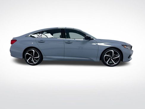 Used 2022 Honda Accord Sport image 11