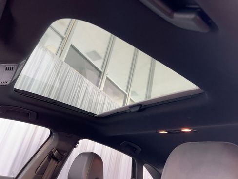 Used 2019 Volkswagen Jetta R-Line image 16