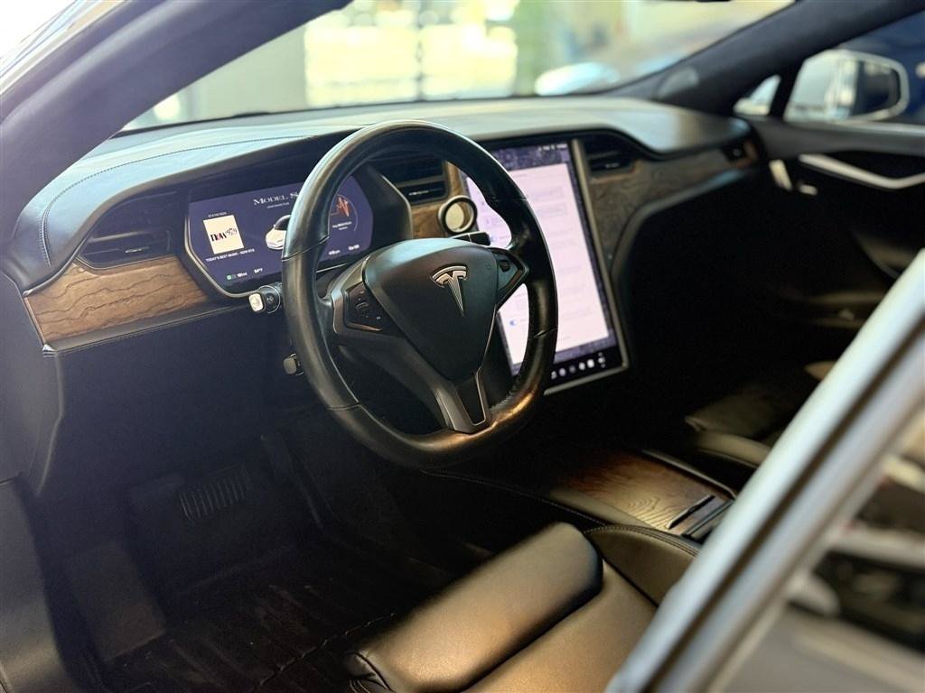 Used 2020 Tesla Model S AWD image 16