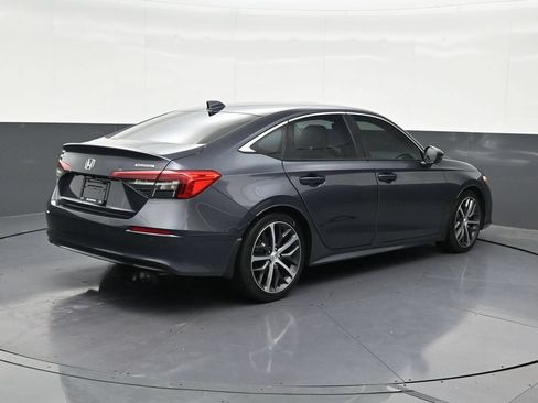 Used 2024 Honda Civic Touring image 5