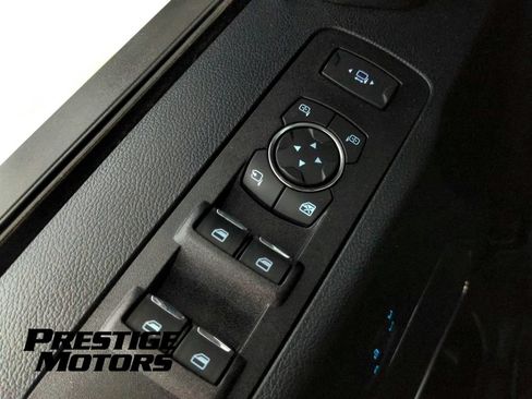 Used 2021 Ford F250 Lariat w/ Lariat Value Package AWD/4WD image 23