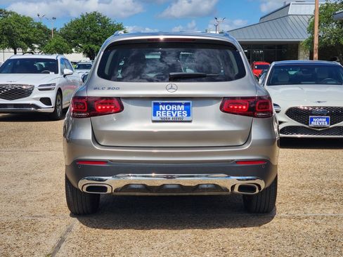 Used 2022 Mercedes-Benz GLC 300 image 6