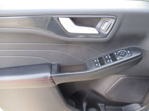 Used 2023 Ford Escape ST-Line w/ Tech Pack #1 image 35