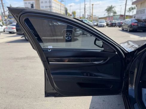 Used 2014 BMW 740i RWD image 19